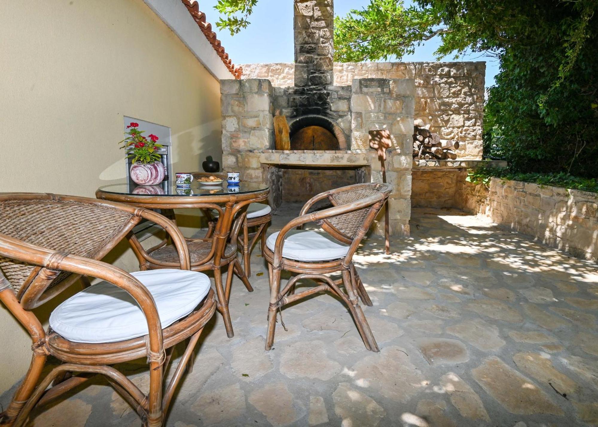 Charalampos Plakias Exterior photo